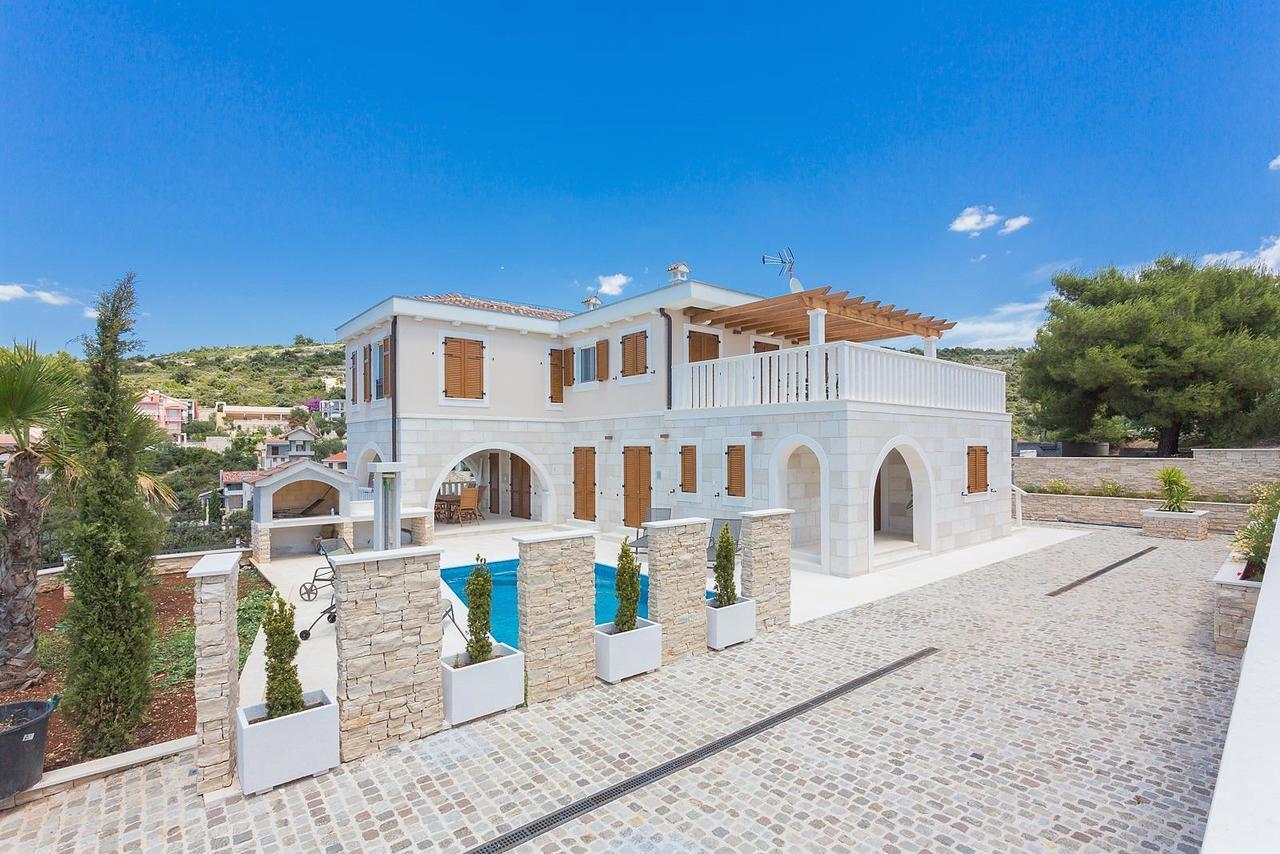 Villa Elena Sevid Luaran gambar