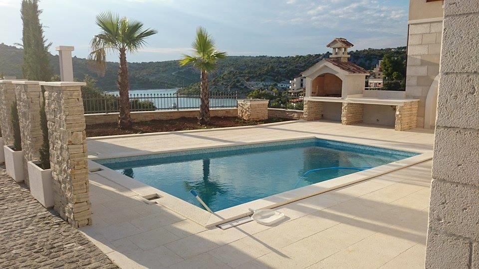 Villa Elena Sevid Luaran gambar